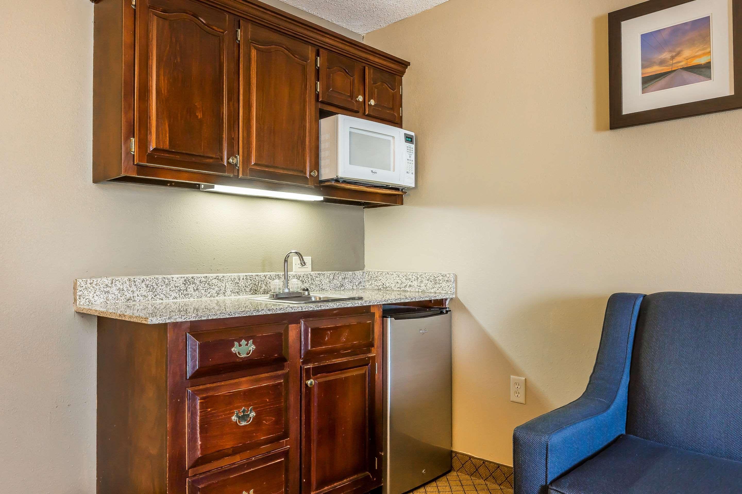 Comfort Inn & Suites Mishawaka-Саут Бенд Екстериор снимка