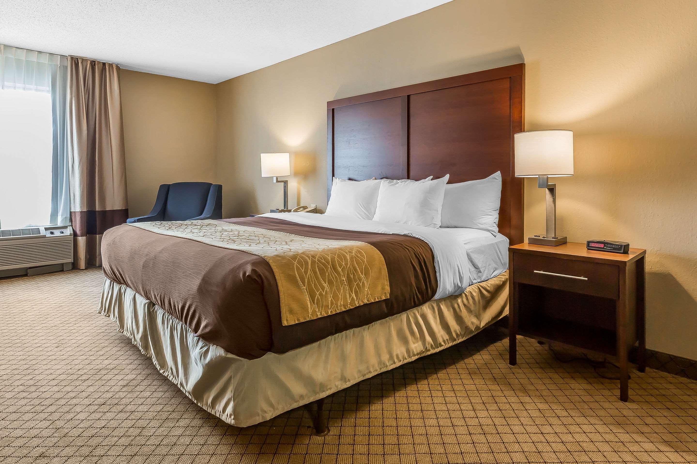 Comfort Inn & Suites Mishawaka-Саут Бенд Екстериор снимка