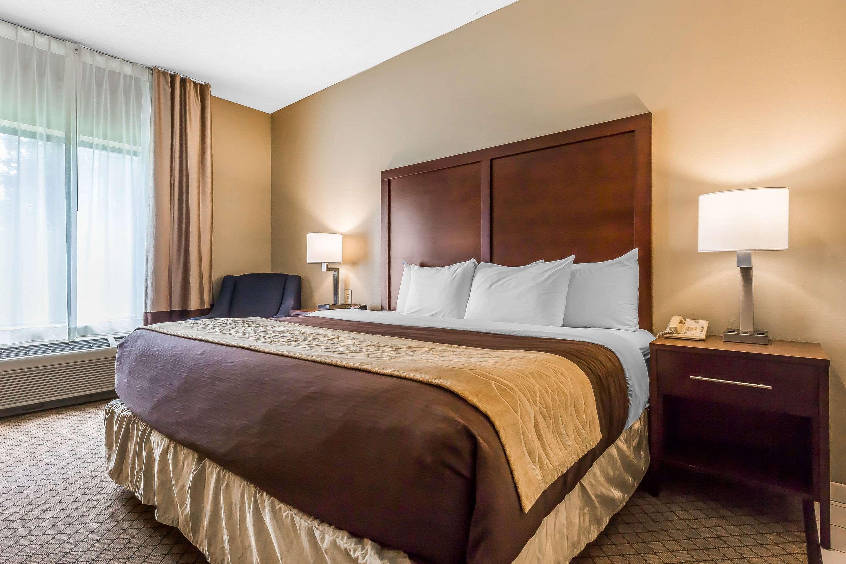 Comfort Inn & Suites Mishawaka-Саут Бенд Екстериор снимка