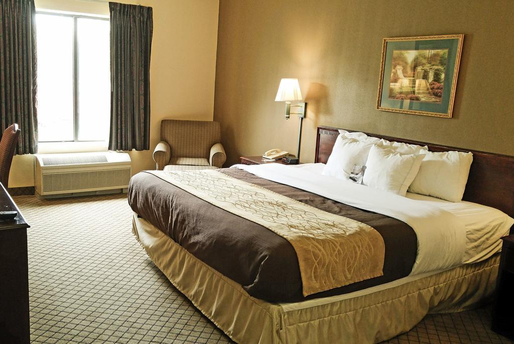 Comfort Inn & Suites Mishawaka-Саут Бенд Екстериор снимка
