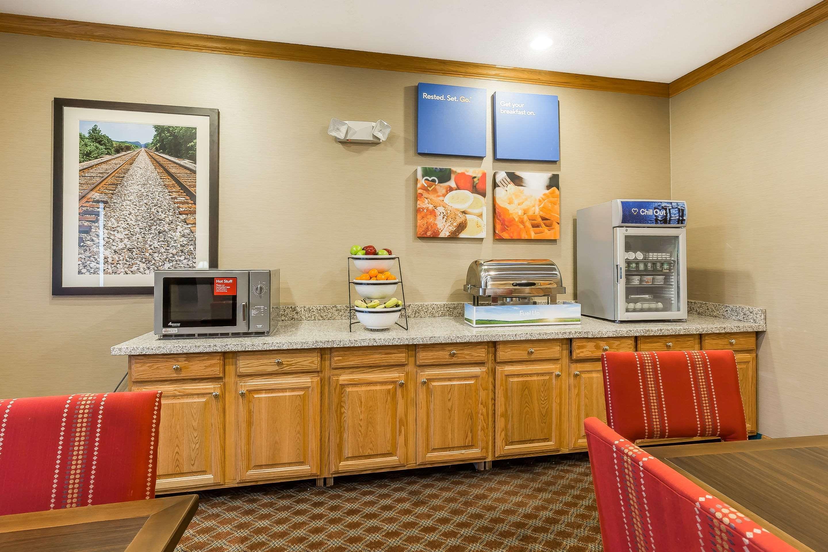 Comfort Inn & Suites Mishawaka-Саут Бенд Екстериор снимка