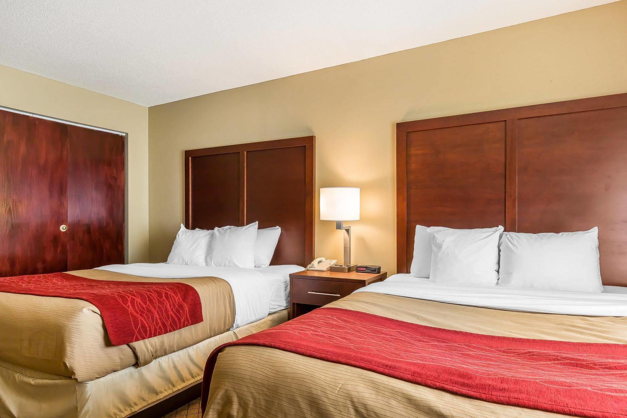 Comfort Inn & Suites Mishawaka-Саут Бенд Екстериор снимка