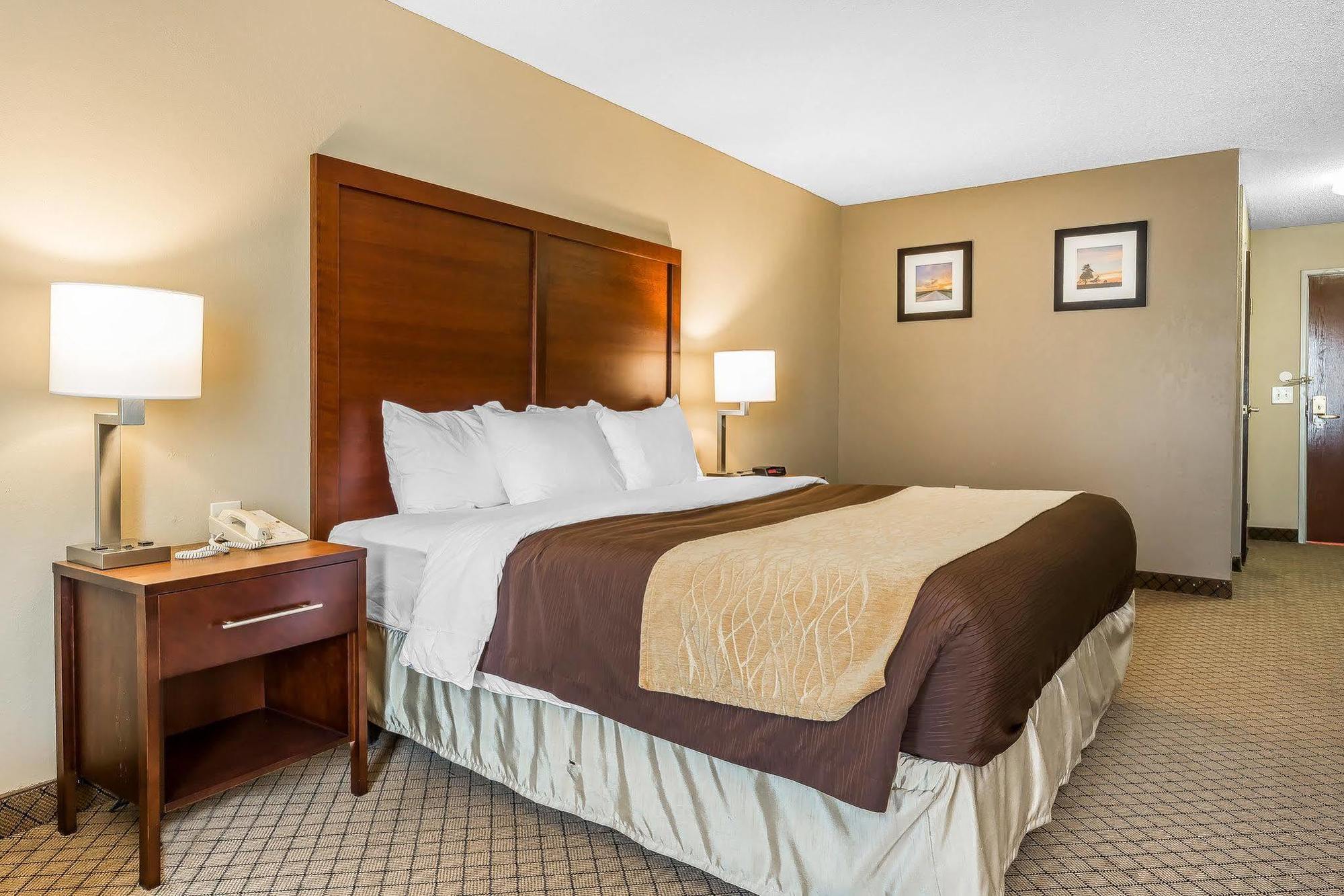 Comfort Inn & Suites Mishawaka-Саут Бенд Екстериор снимка